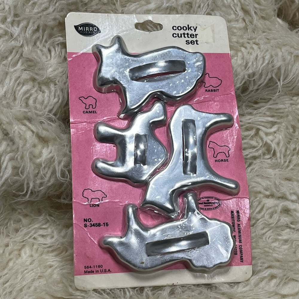 Vintage Mirro Aluminum Cookie Cutters Cooky Cutter Set Sealed NOS U.S.A.